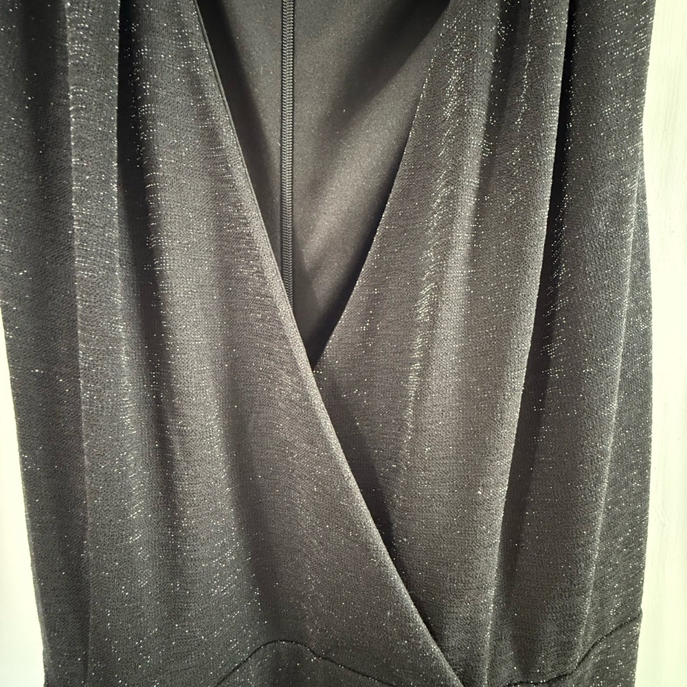 Elegant Black Sleeveless Dress